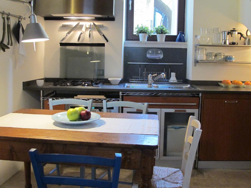Casa Torre Di Mactheus Petraro Apartamento Giovinazzo Quarto foto