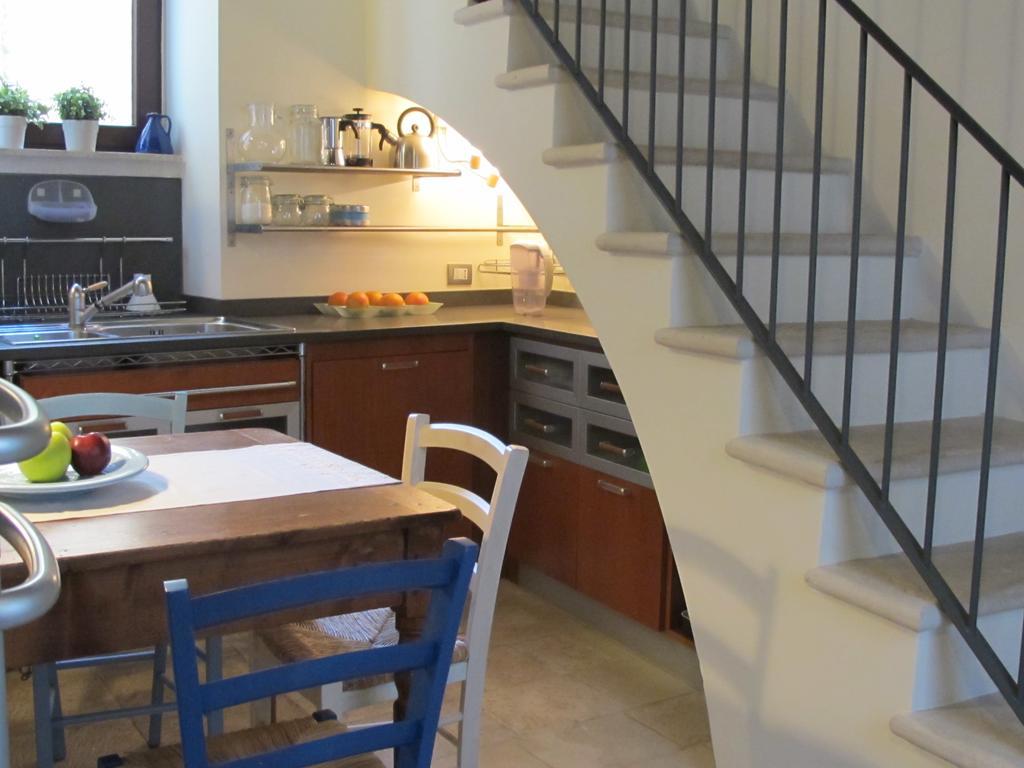 Casa Torre Di Mactheus Petraro Apartamento Giovinazzo Quarto foto
